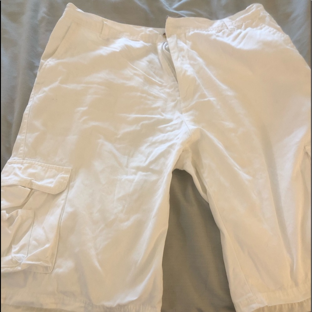 North 15 cargo shorts.